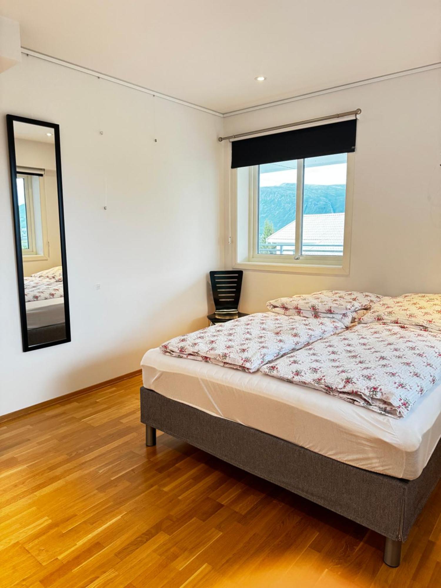 Sentral Leilighet Med Fantastisk Utsikt Tromsø Exterior foto